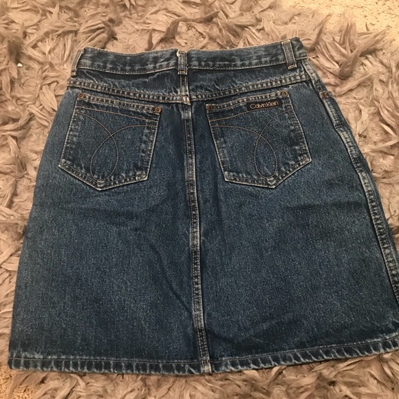 Vintage Calvin Klein skirt - Picture 5 of 6